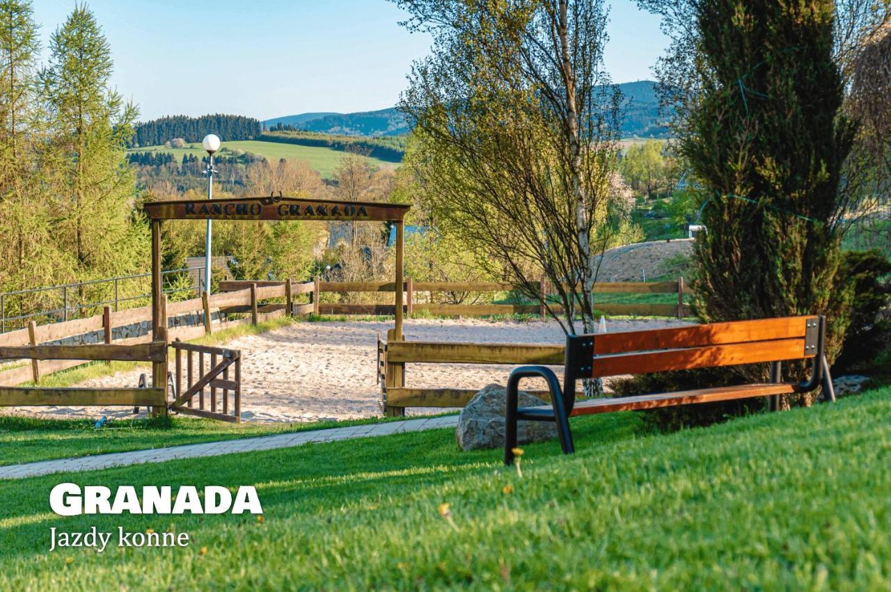 Granada Pensjonat & Spa Душники-Здруй Экстерьер фото