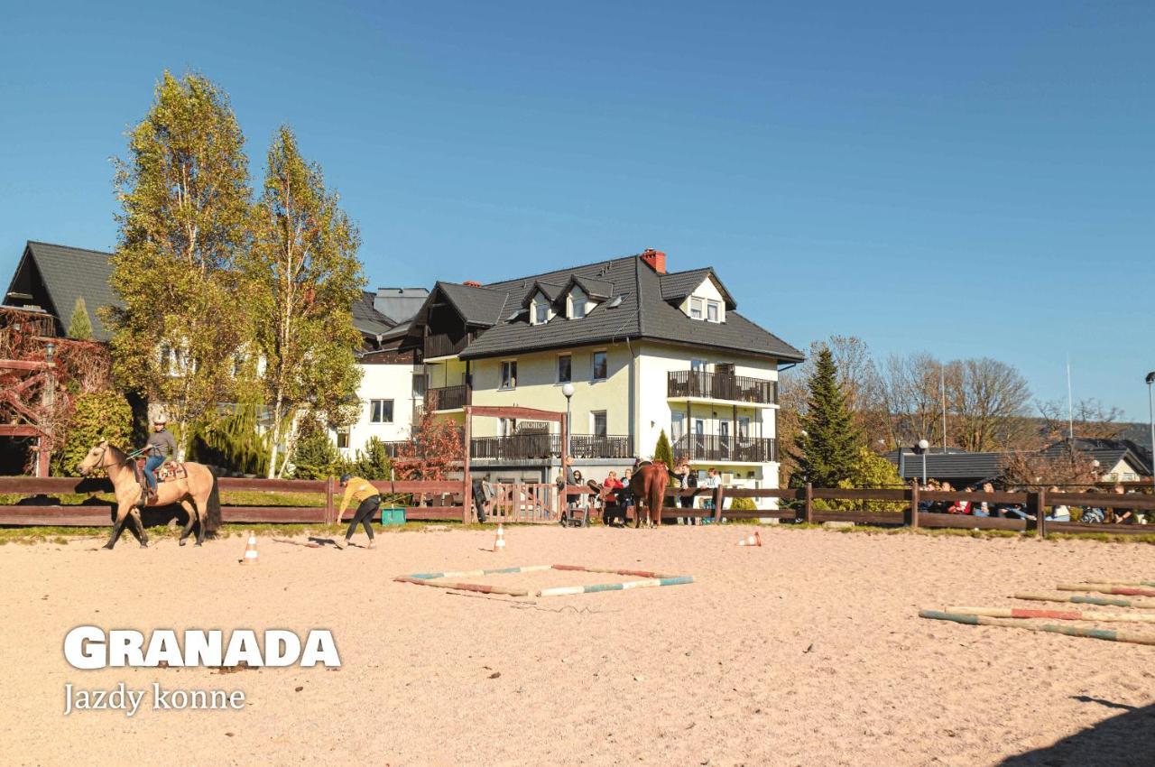 Granada Pensjonat & Spa Душники-Здруй Экстерьер фото